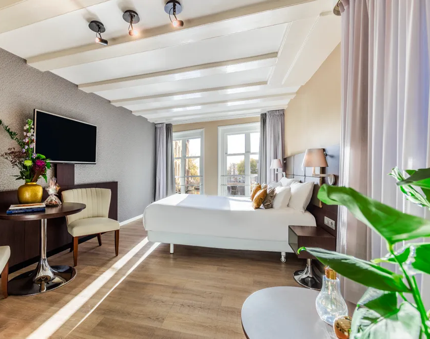 NH Collection Amsterdam Barbizon Palace - Guestroom Details