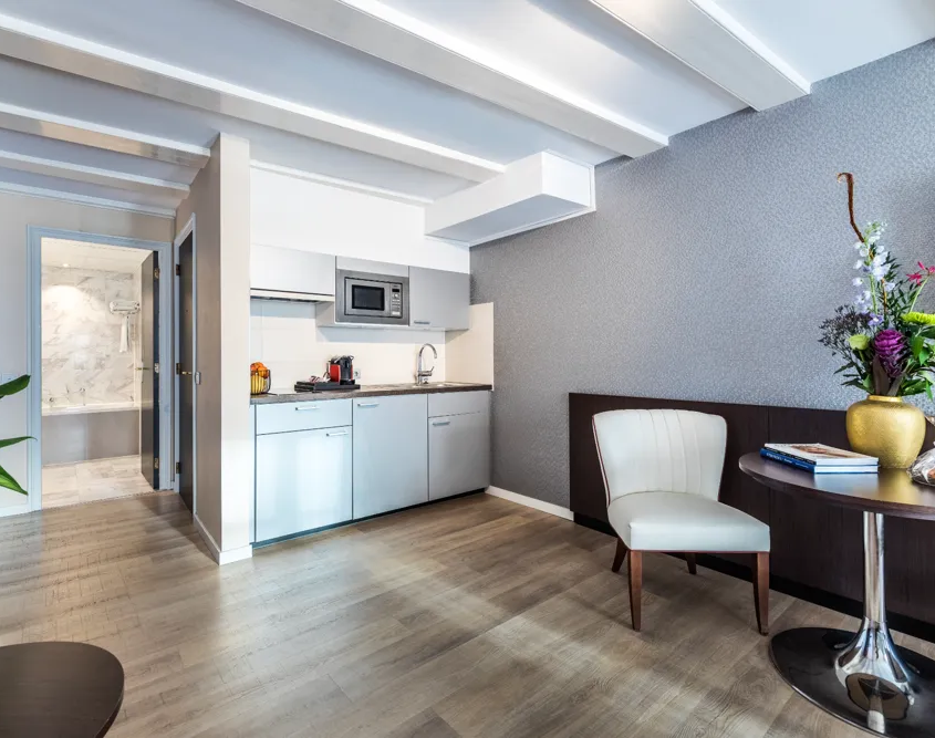 NH Collection Amsterdam Barbizon Palace - Kitchenette