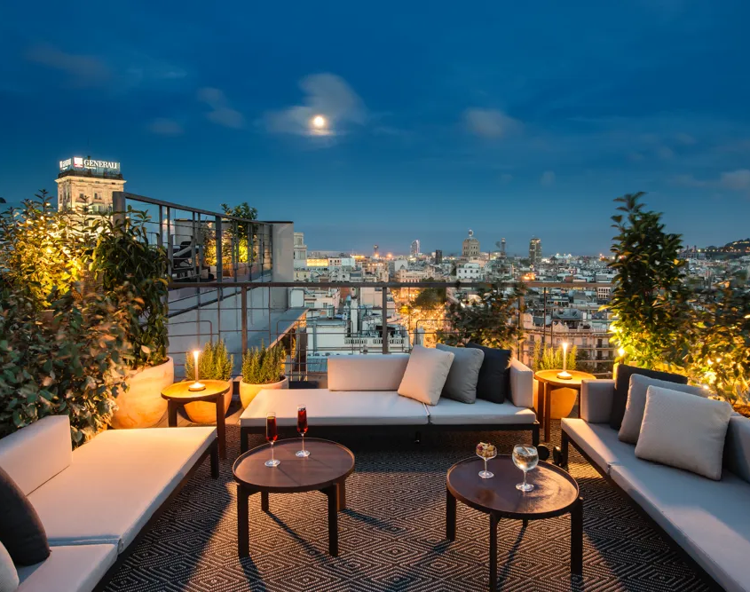 NH Collection Barcelona Gran Hotel Calderón - Rooftop Lounge with City Views