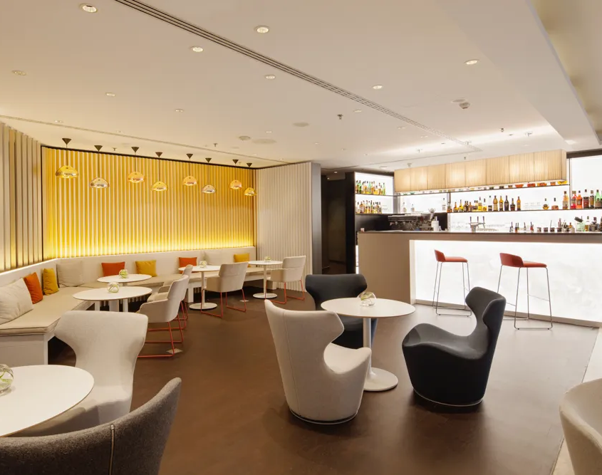 NH Collection Berlin Mitte Friedrichstrasse - Bar Area