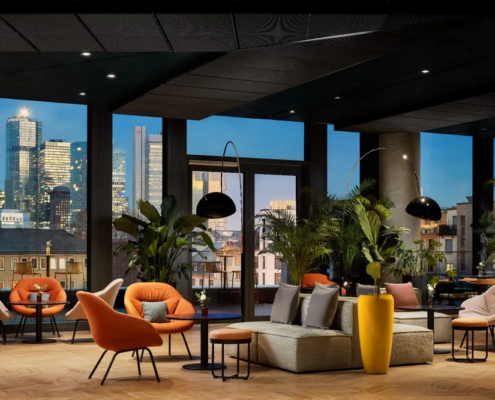 NH Collection Frankfurt Spin Tower - Lounge Skyline View