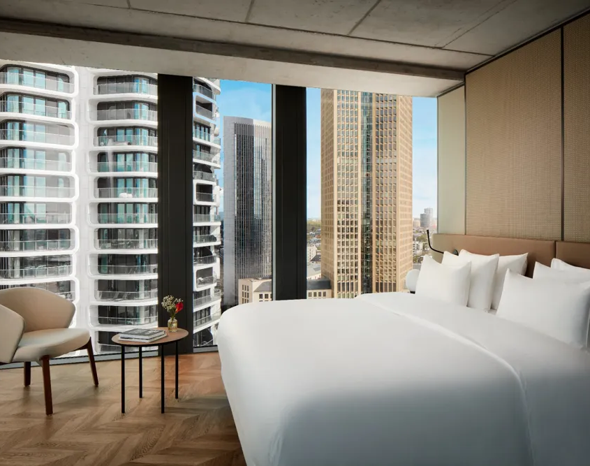 NH Collection Frankfurt Spin Tower - Premium Room Corner View