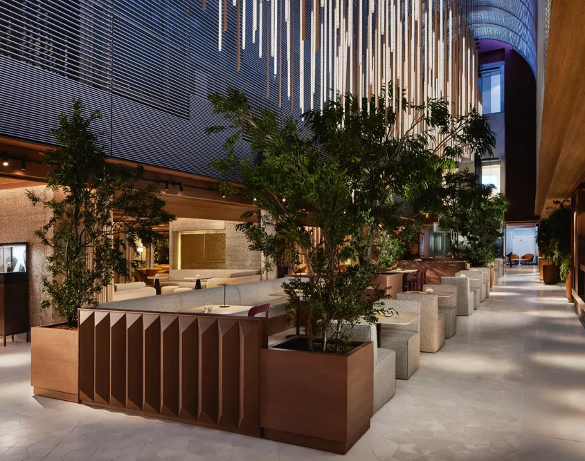 NH Collection Madrid Eurobuilding - Lobby