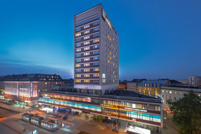NH Collection Munich Bavaria - Hotel Exterior at Dusk
