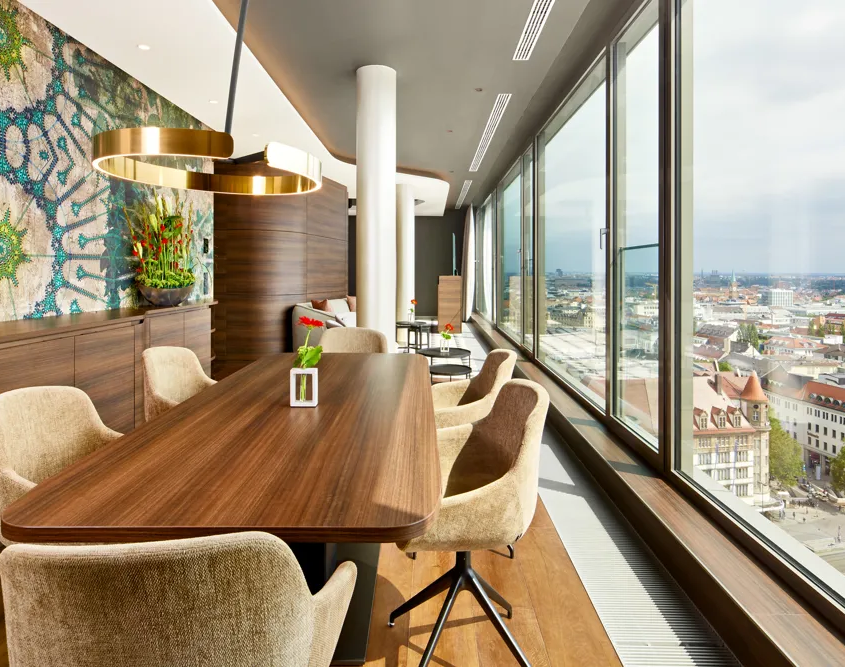 NH Collection Munich Bavaria - Restaurant with City View