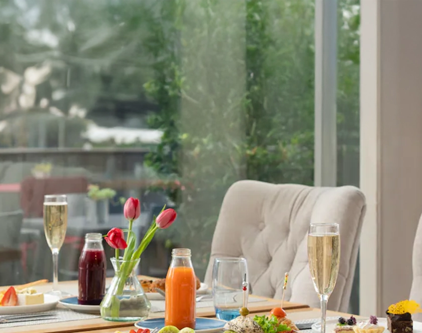 NH Collection Plaza Santiago - Food & Beverage