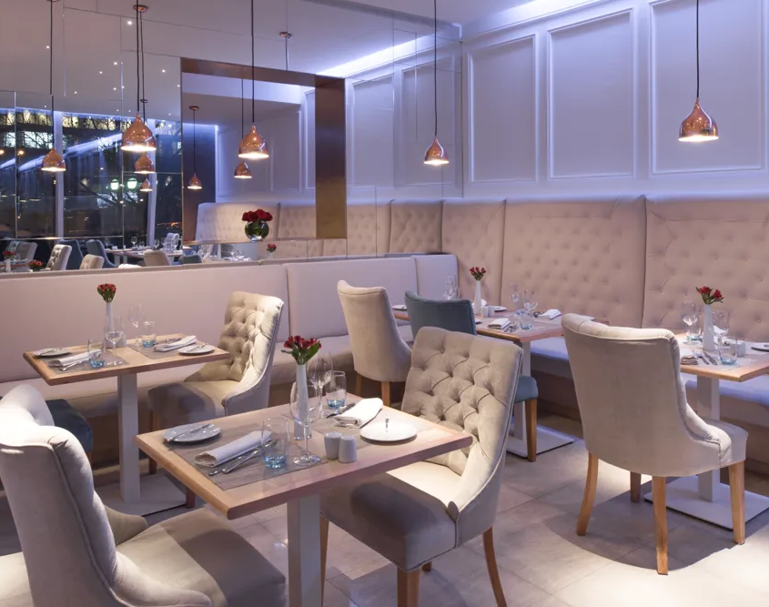 NH Collection Plaza Santiago - Restaurant Interior