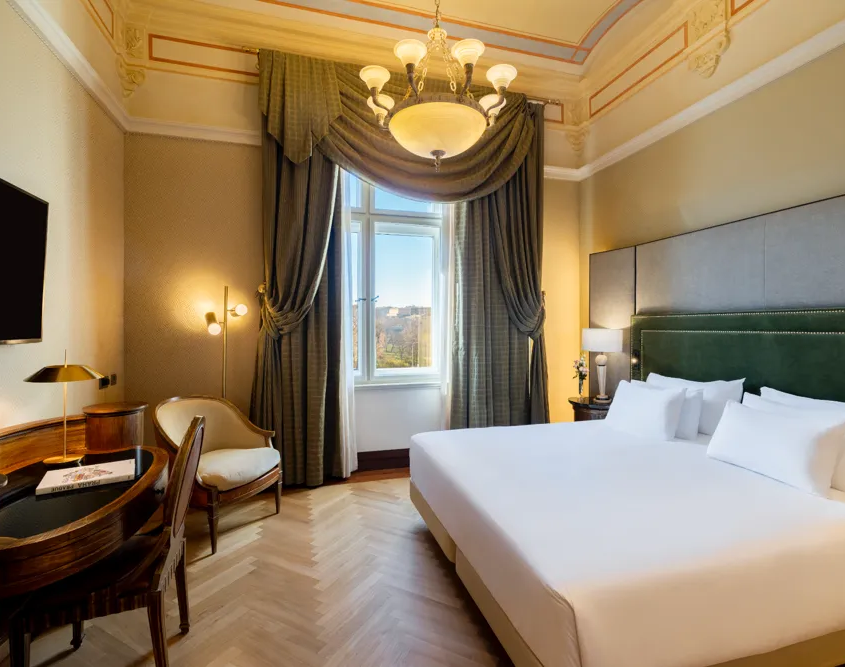NH Collection Prague Carlo IV - Guestroom
