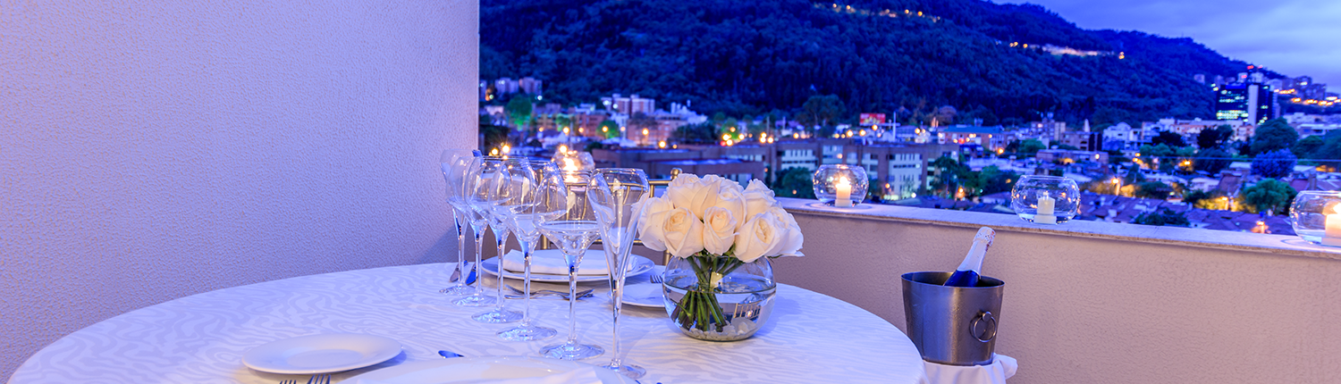 NH Collection Bogotá Teleport Royal - Rooftop Dining