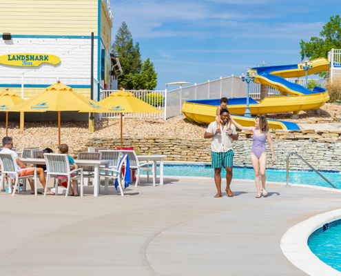 Margaritaville Lake Resort Lake of the Ozarks - Family at Lakeside Pool