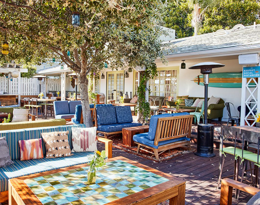 Fairmont Miramar - Outdoor Lounge Fairmont Miramar - Outdoor Lounge