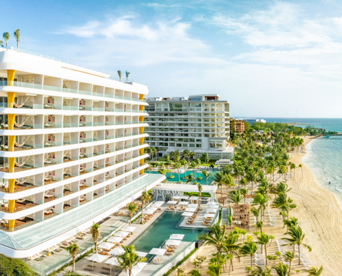 Hotel Mousai Cancun - Side View of Property