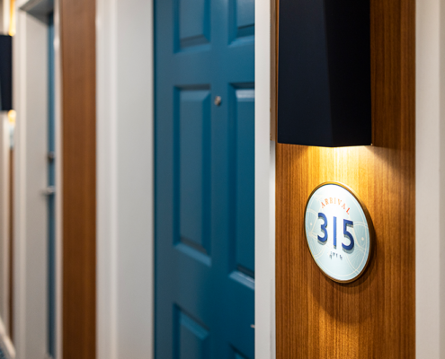 Compass Hotel Beaufort - Hallway Doors