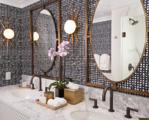 Hotel Californian - Bathroom Vanity