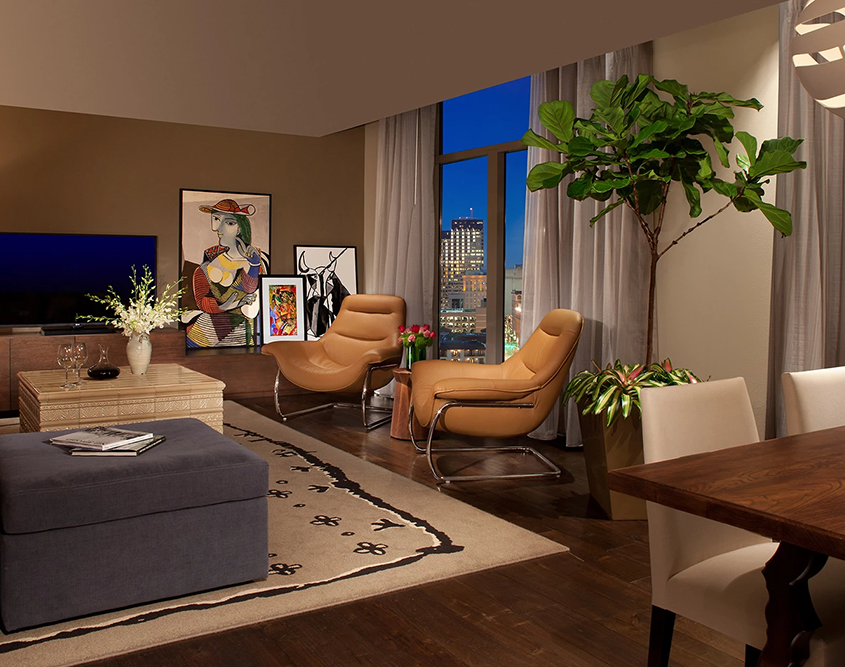 Hotel Contessa - Contessa Suite Living Room