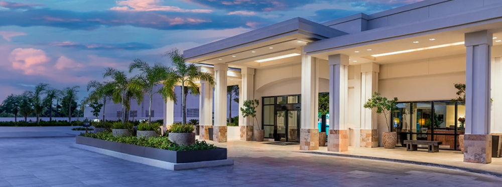 Wyndham Grand Rio Mar Entrance Wyndham Grand Rio Mar Entrance of hotel