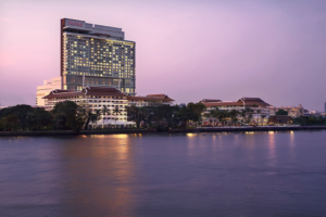 Avani Riverside Bangkok Hotel - Exterior River View at Dusk