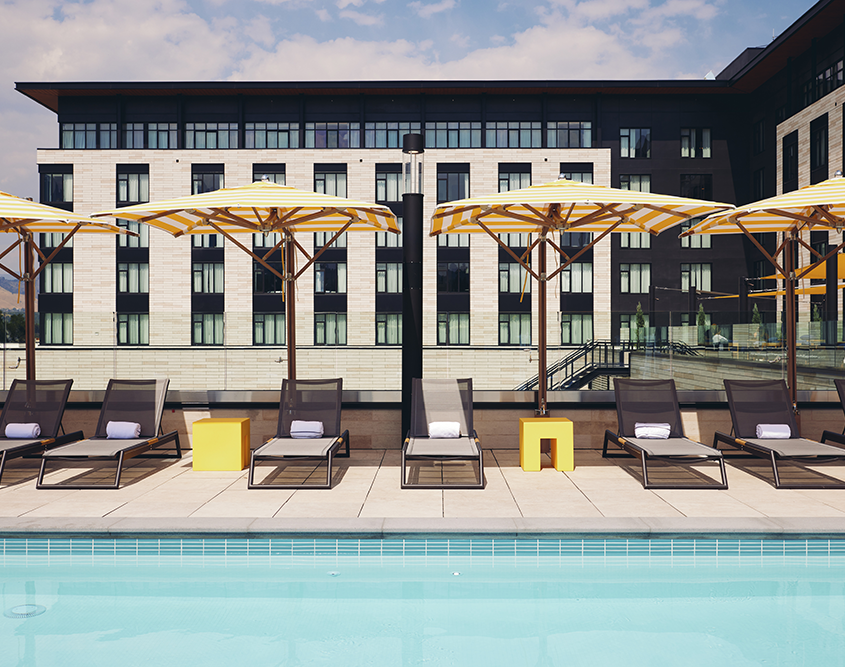 Limelight Boulder - Pool Chairs & Umbrellas Limelight Boulder - Pool Chairs & Umbrellas